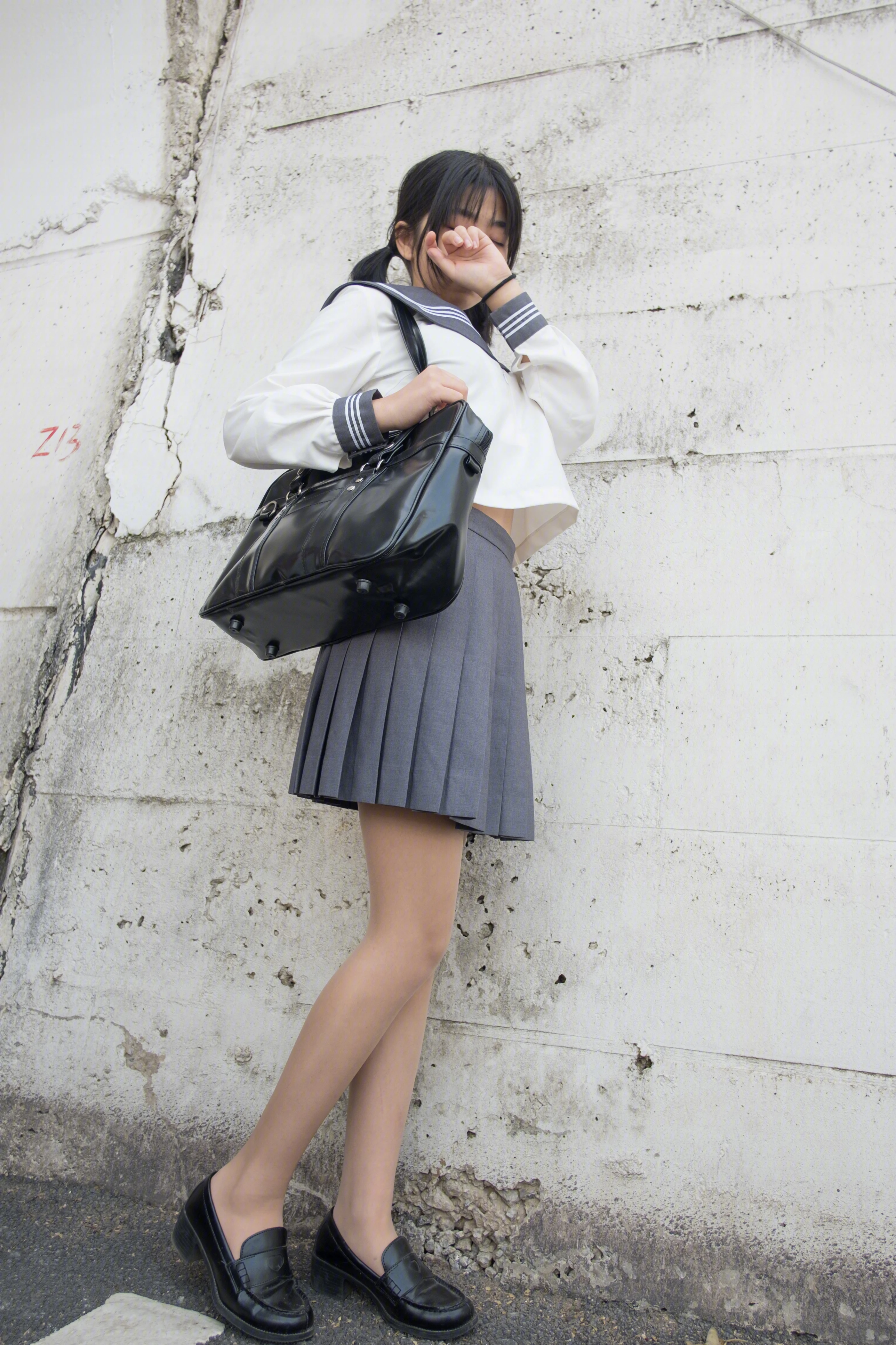 森萝财团 BETA-009 [44P]插图2